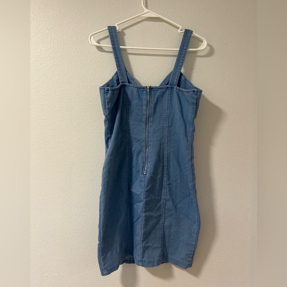 Haute Monde Women’s Denim Mini Dress - Picture 4 of 7